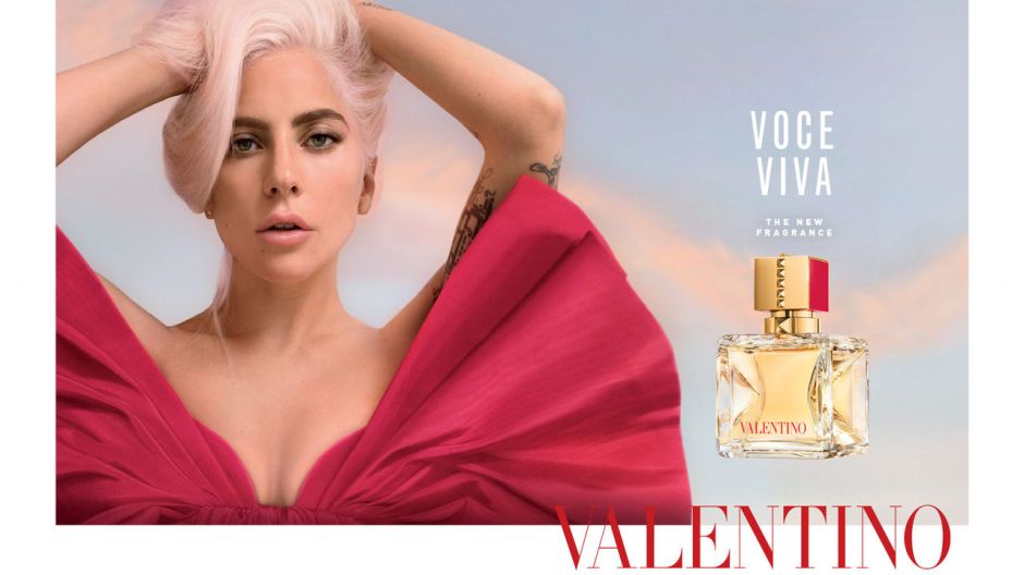 Fragrance Review: Valentino – Voce Viva – A Tea-Scented Library